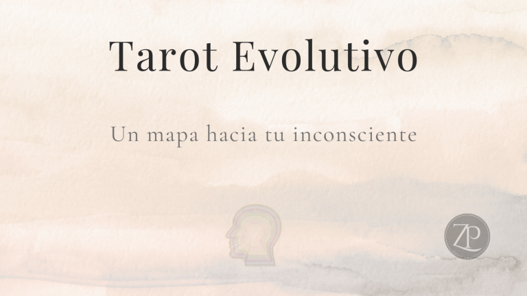 Tarot evolutivo como herramienta de autoconocimiento y crecimiento personal consciente