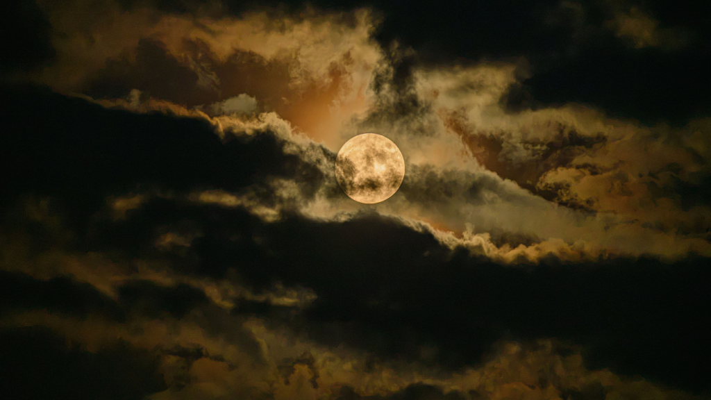 Simbolismo de la madre y la luna en el inconsciente